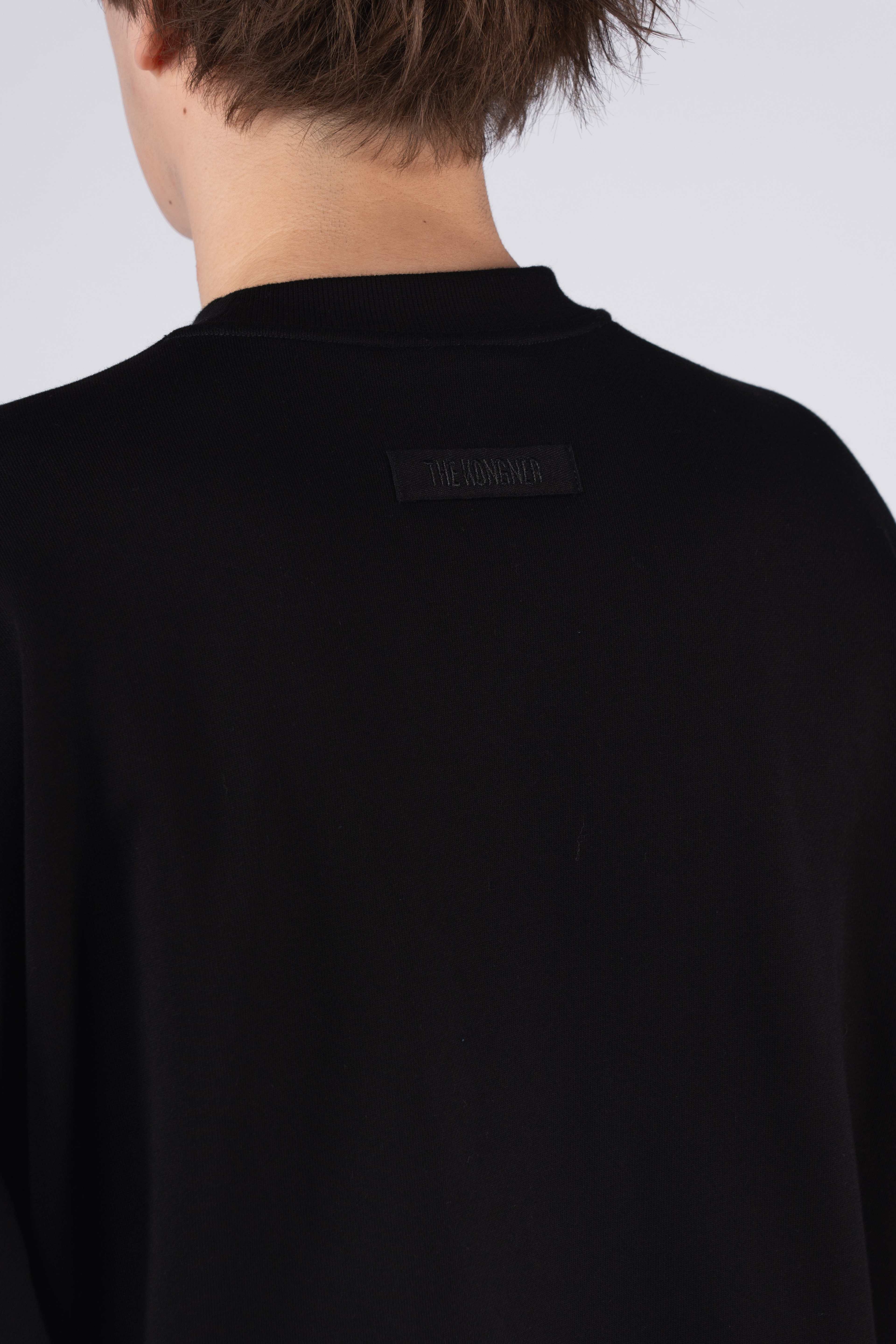 “TO LIVE” Cropped Relaxed Crewneck Sweatshirt - Black