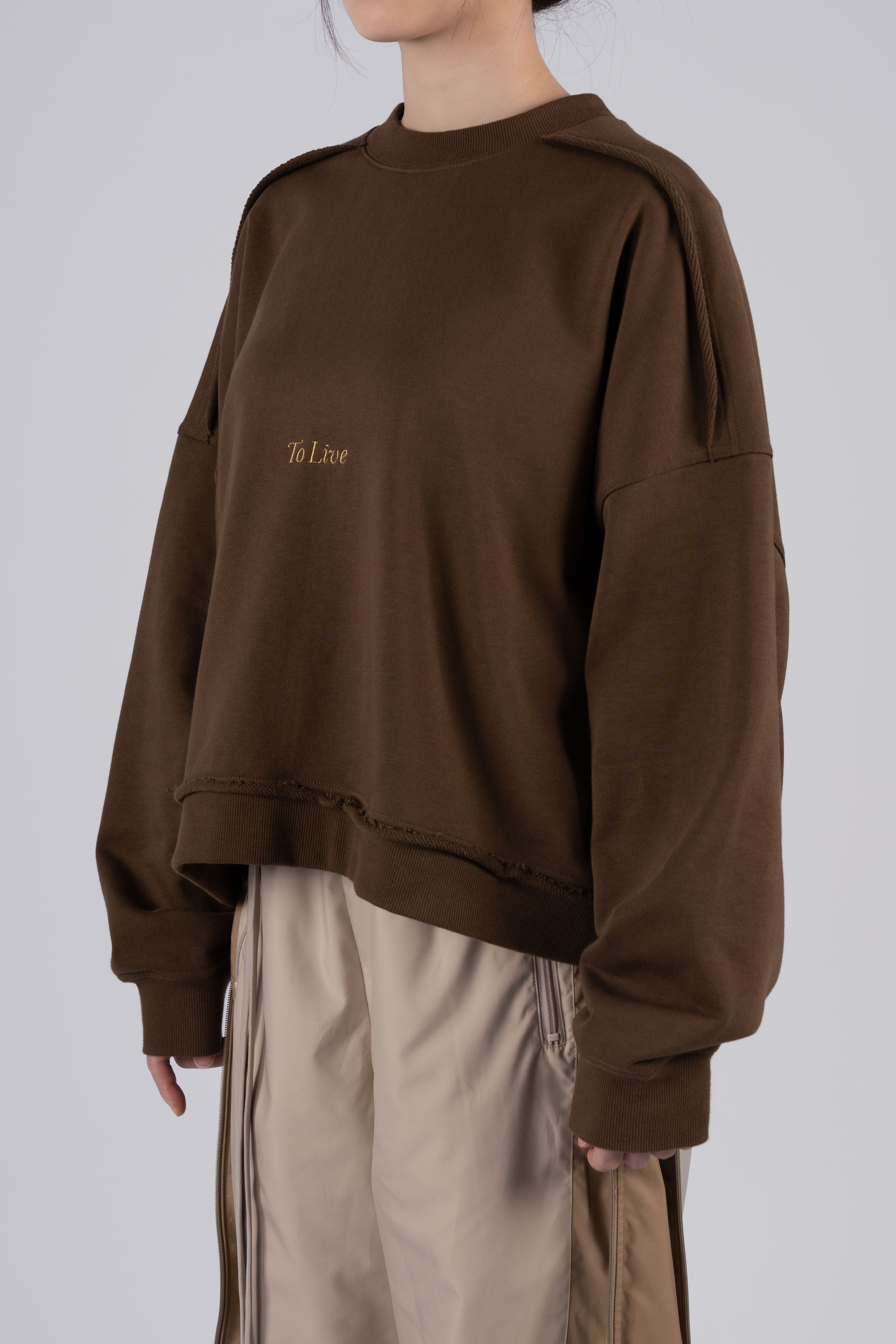 “TO LIVE” Cropped Relaxed Crewneck Sweatshirt - Olive