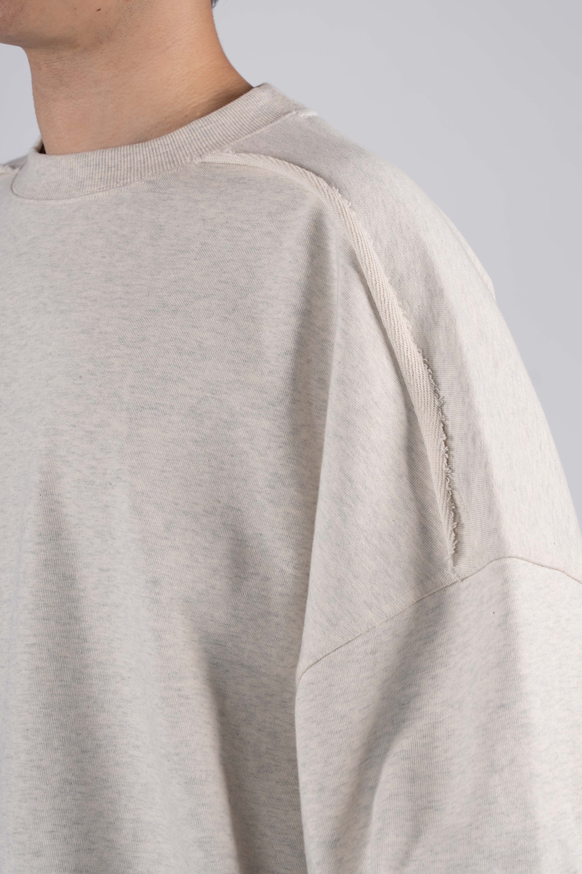 “TO LIVE” Cropped Relaxed Crewneck Sweatshirt - Mélange Light Grey